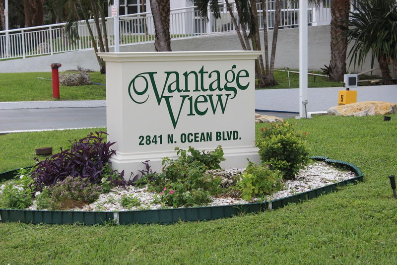 Vantage View  main photo